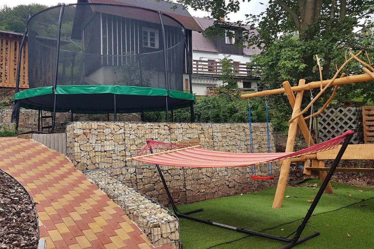 Apartments Kalyn Svoboda nad Úpou Екстериор снимка