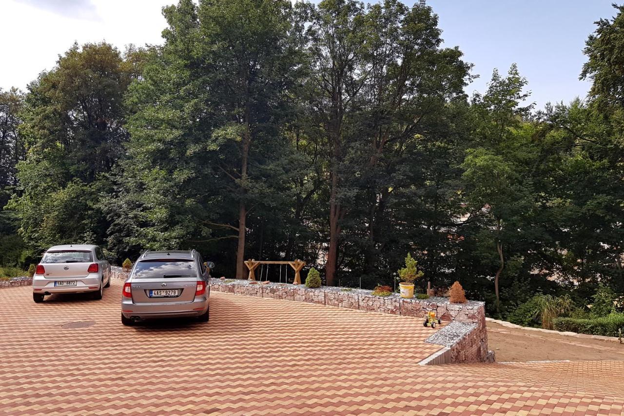 Apartments Kalyn Svoboda nad Úpou Екстериор снимка