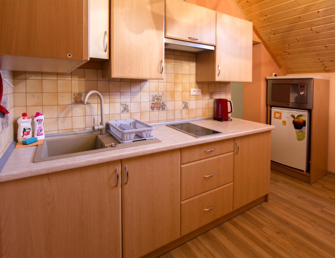 Apartments Kalyn Svoboda nad Úpou Екстериор снимка